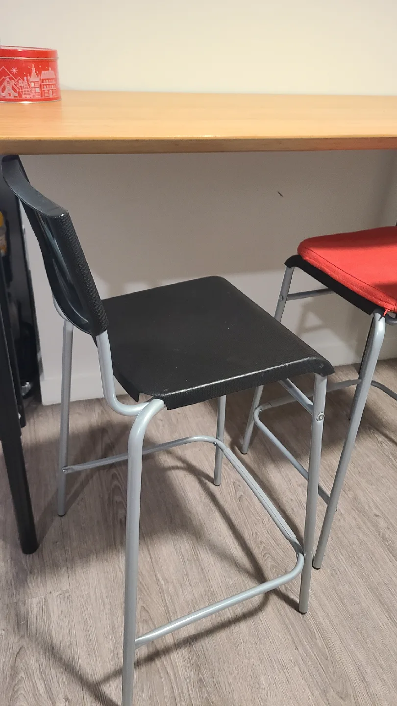 IKEA ANFALLARE / OLOV Desk bamboo/black and two bar chairs image indicator(2)