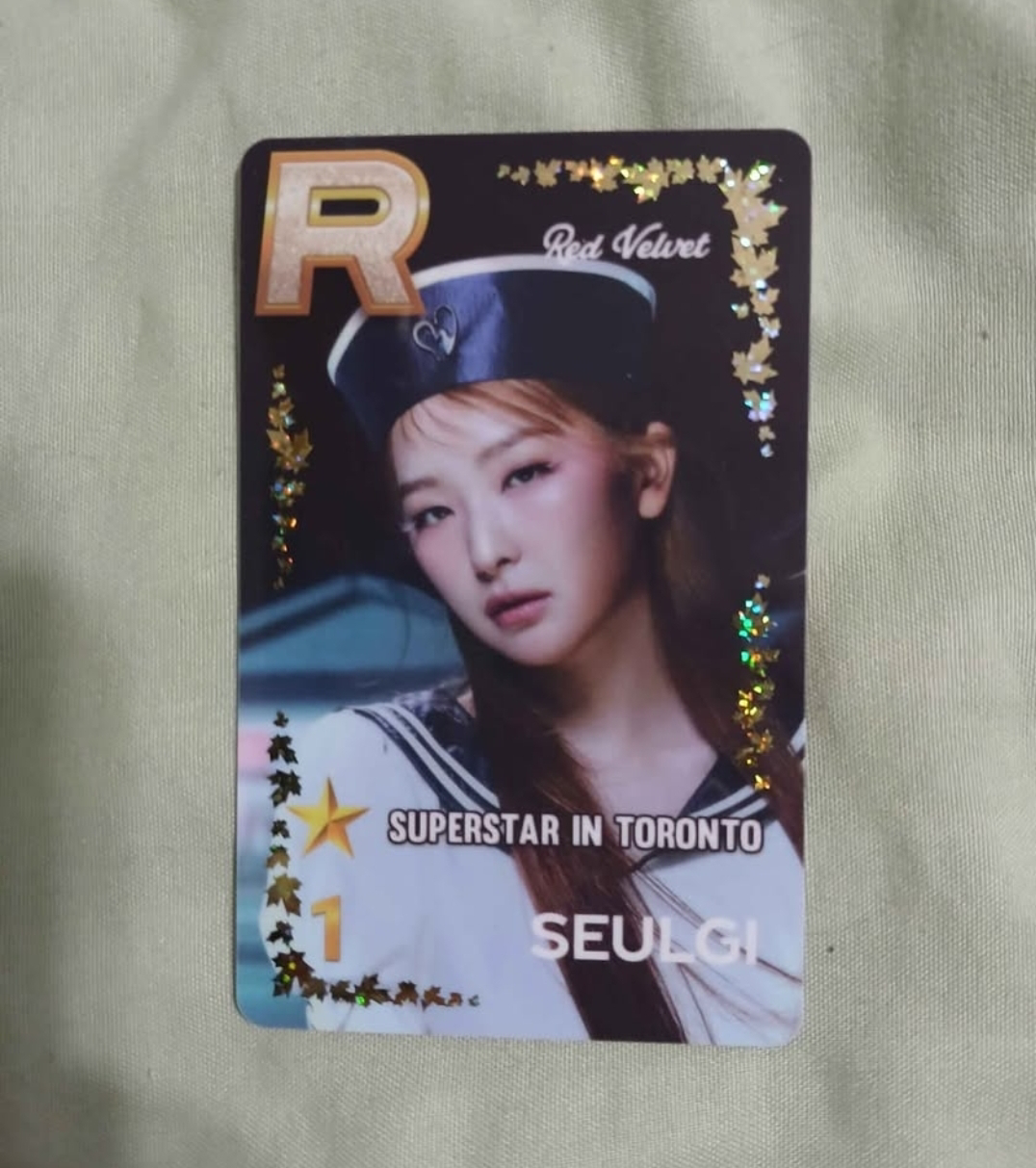 TORONTO SUPERSTAR EXCLUSIVE RED VELVET SEULGI PHOTOCARD