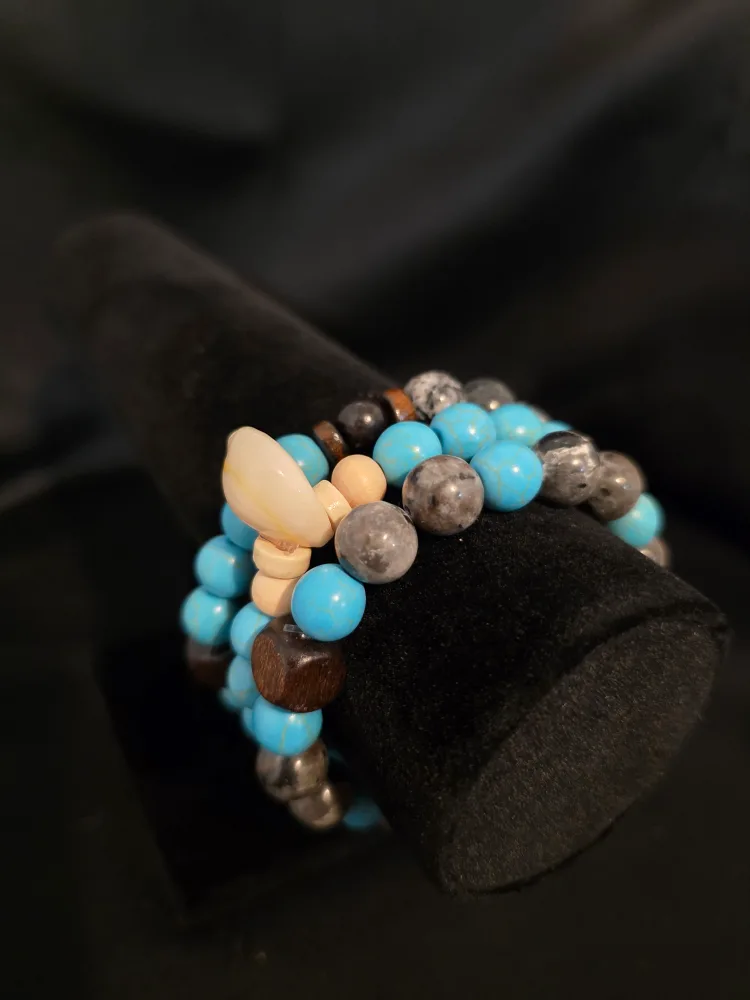 Handmade Beaded Bracelet - Turquoise & Wood thumbnail
