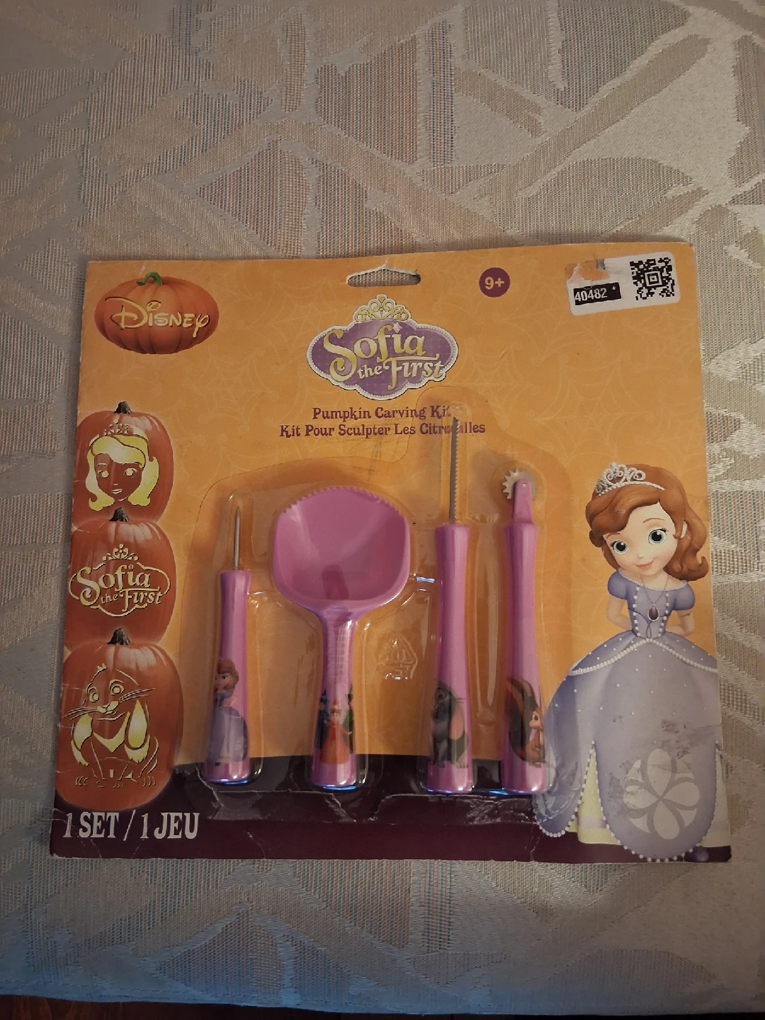 Sofia the First Pumpkin Carving Kit
