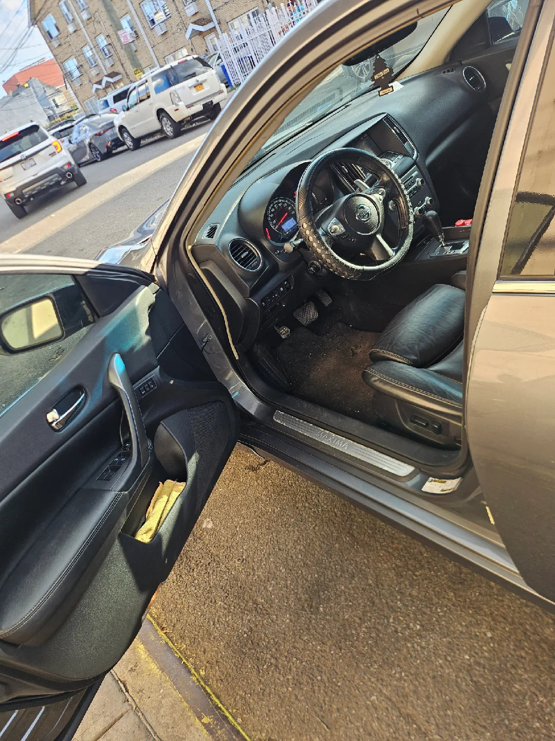 2014 Nissan Maxima S image indicator(4)