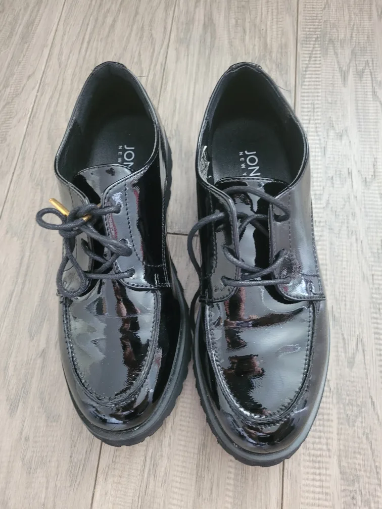Jones New York Black Shoes size 7 thumbnail