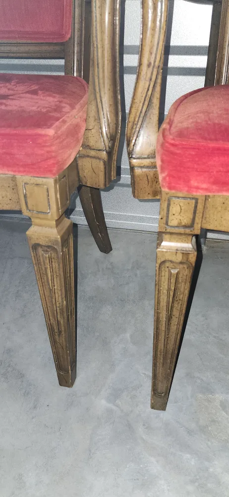 Pair of Red  Chairs..Sillas Hermosas image indicator(4)