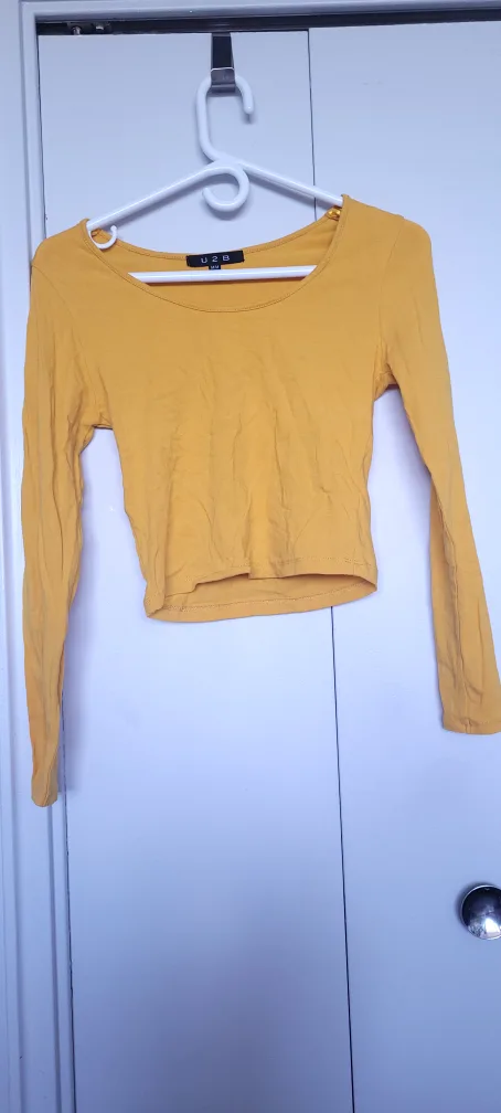 U2B Mustard Crop Top - Size M thumbnail