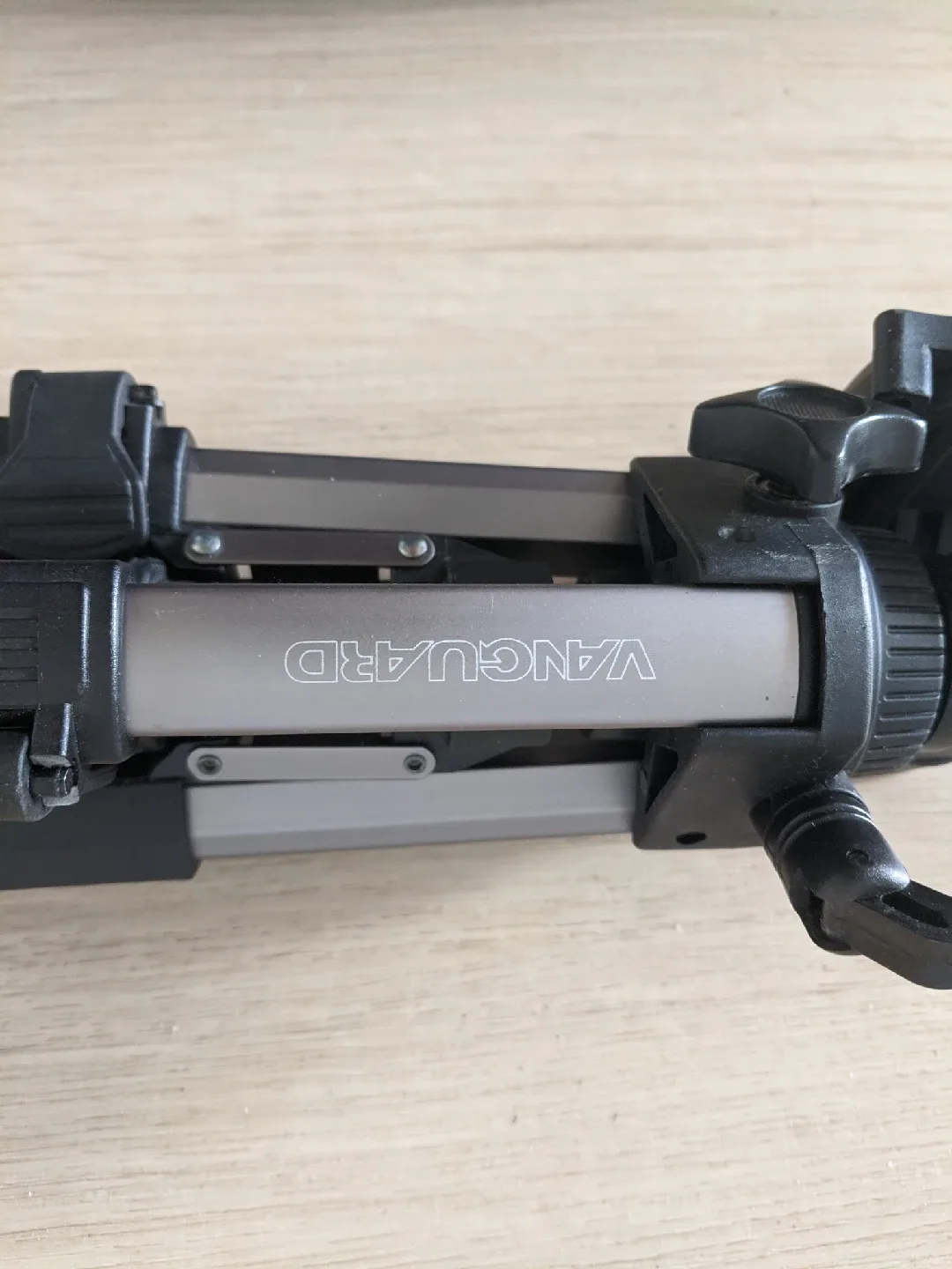 Vanguard Mini Tripod image indicator(3)