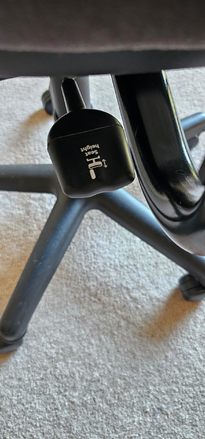 Office Chair - Adjustable Height - photo 4