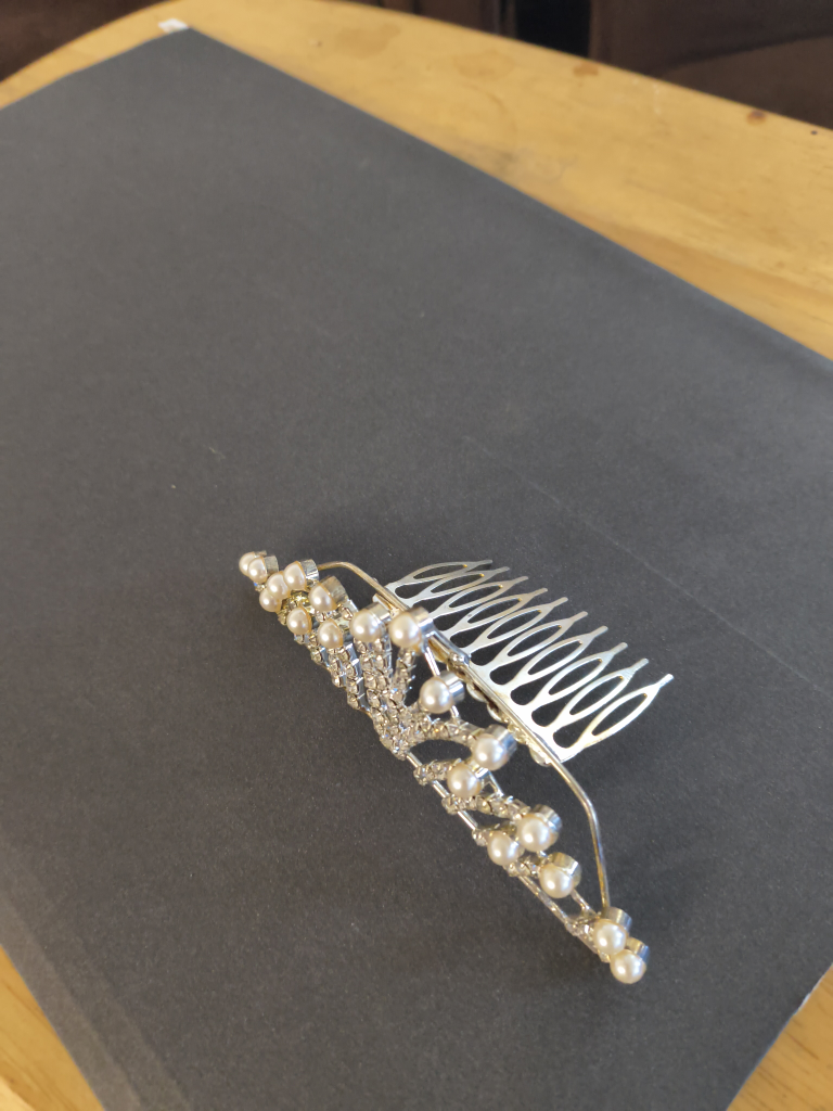 Pearl and Rhinestone Tiara - photo 2