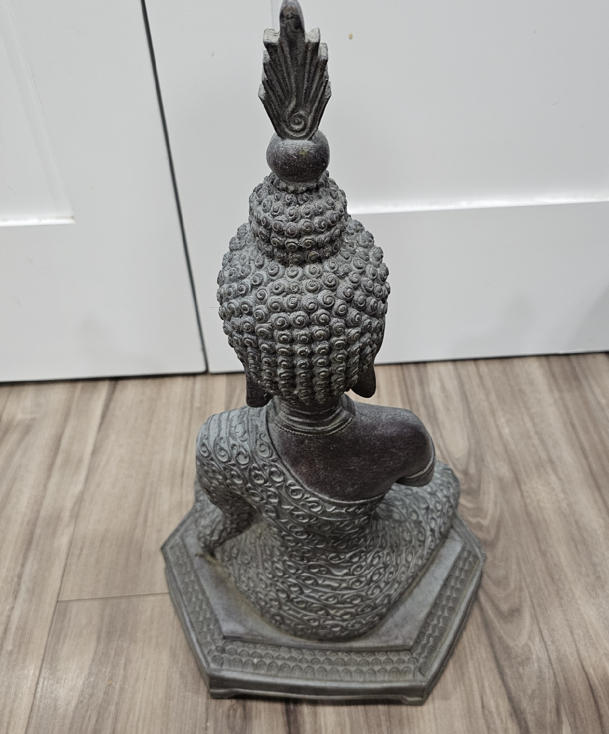 Buddha Statue - photo 2