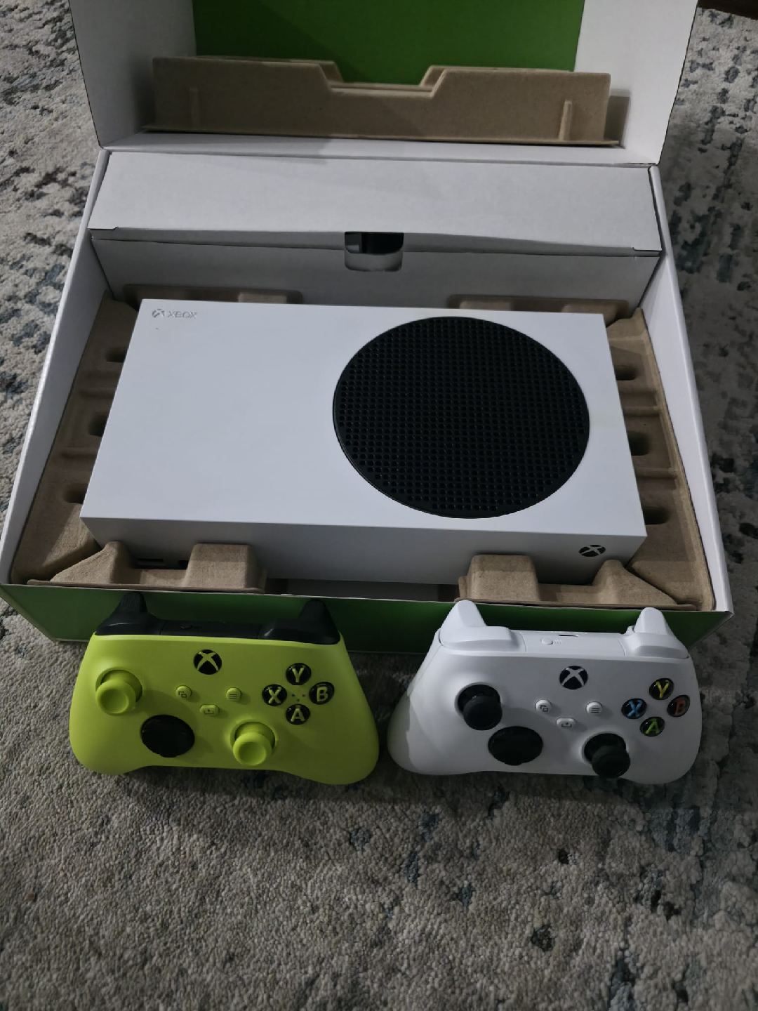 X Box Series S - 512 gb - photo 2