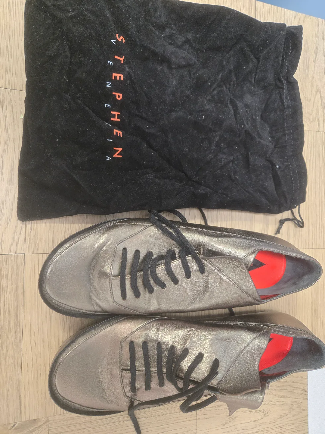 Stephen Venezia Metallic Silver Shoes - Size 10