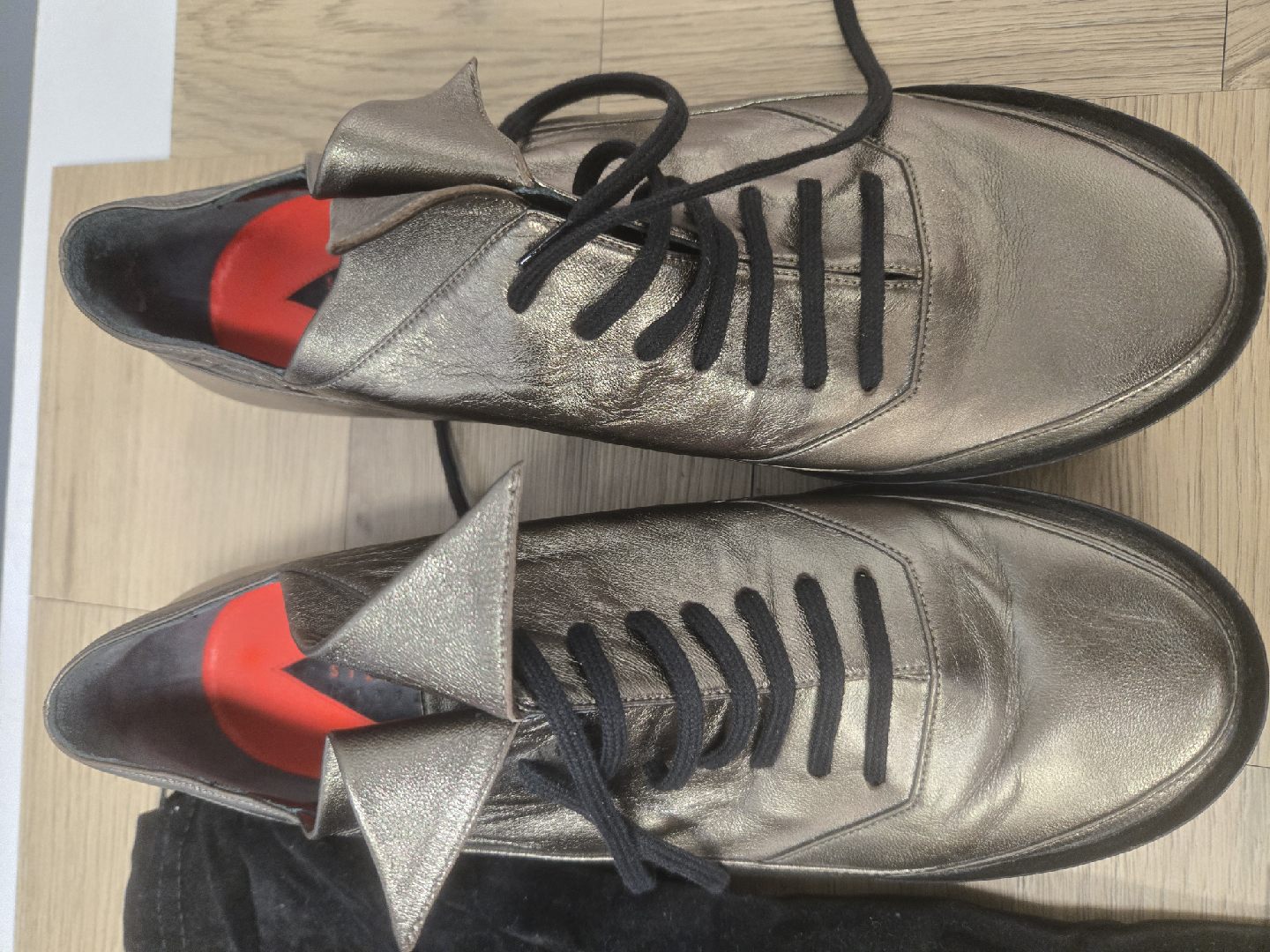 Stephen Venezia Metallic Silver Shoes - Size 10 - photo 2