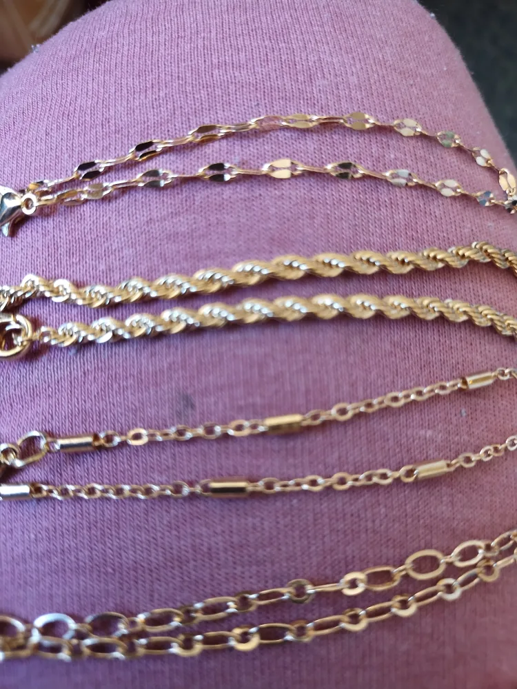 Gold Coloured Chain Bracelets image indicator(5)