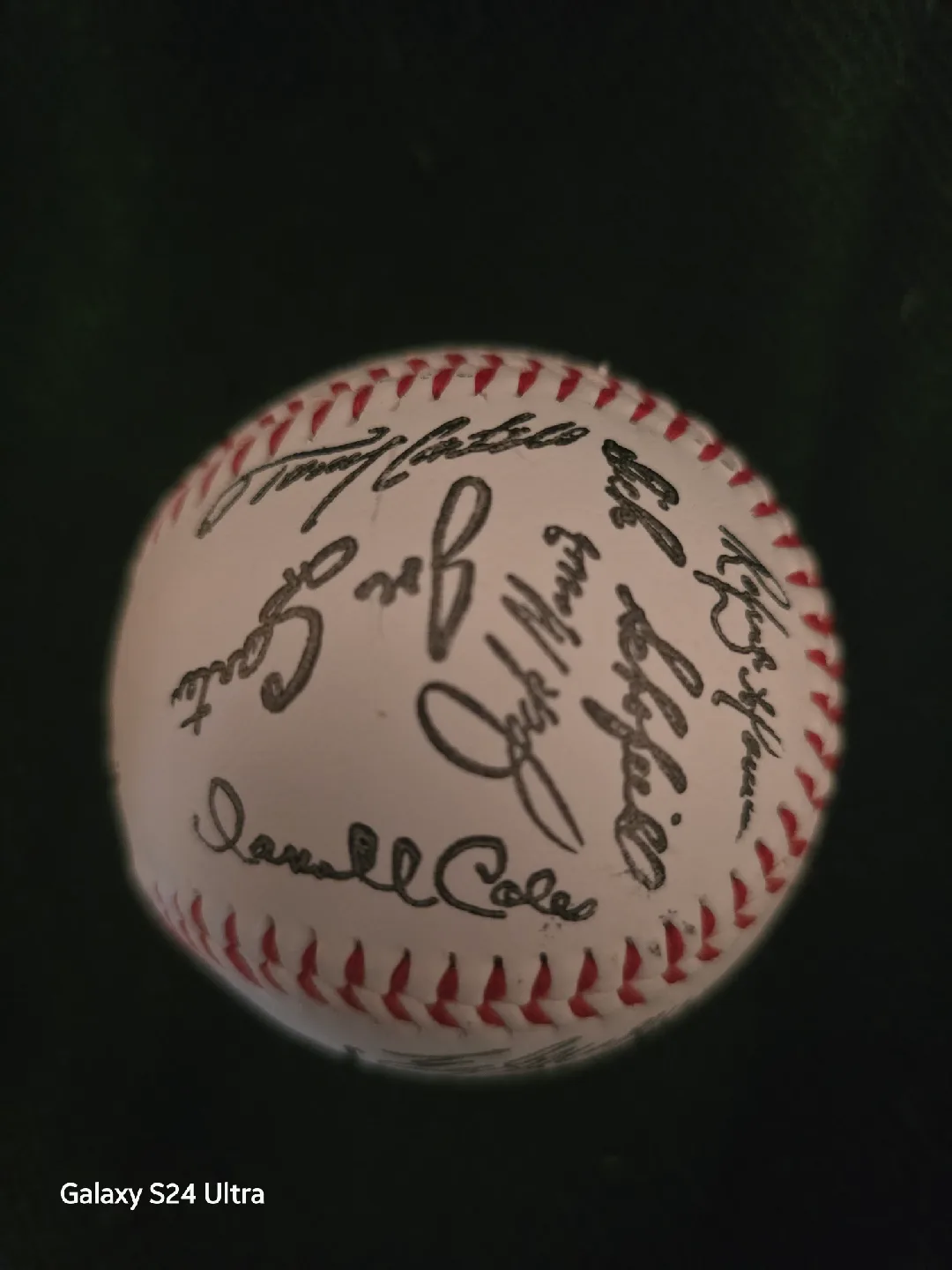 Autographed Baseball image indicator(7)