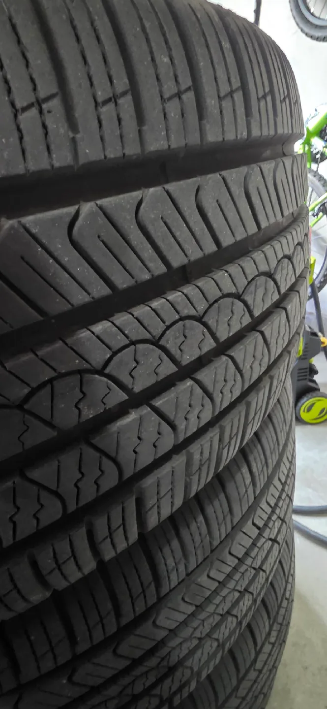 RTX Wheels with Pirelli Scorpion AS Plus 3 Tires 255 50 r20 image indicator(2)