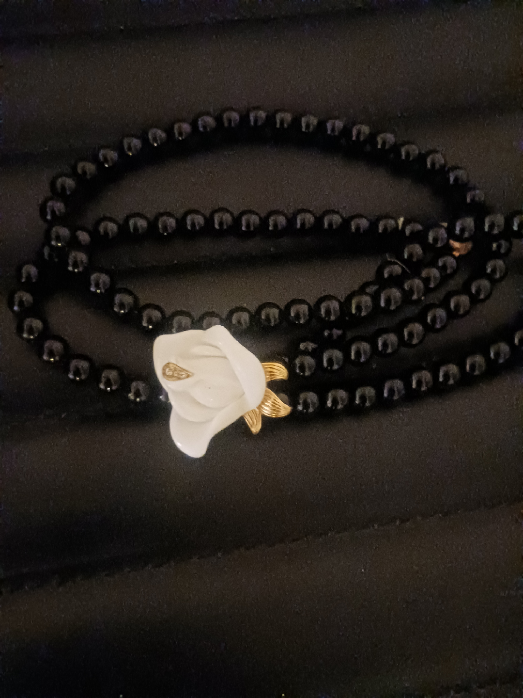 Black Bead Necklace with White Flower Pendant - photo 3