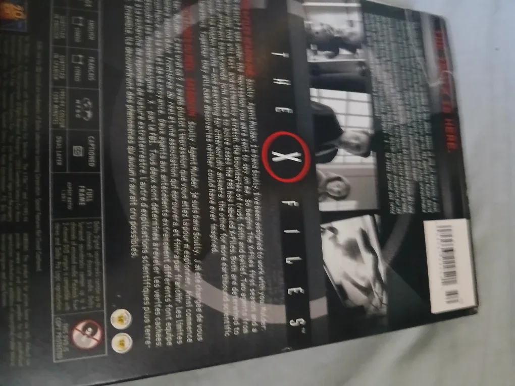The X-Files: The Complete First Season DVD Set image indicator(2)