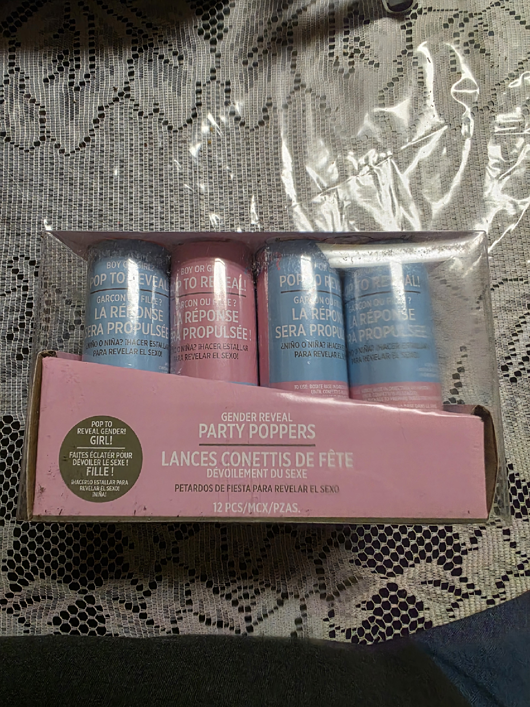 Gender Reveal Party Poppers (12 ct) - photo 2