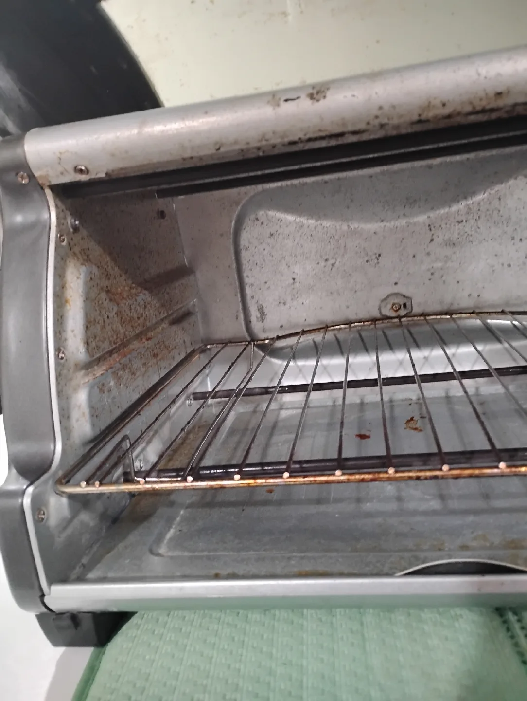 Hamilton Beach Easy Reach Toaster Oven image indicator(2)