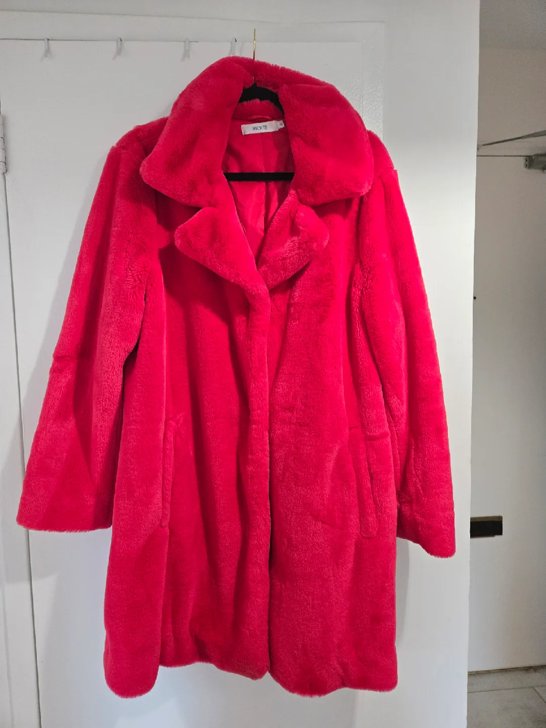 Ricki's HOT PINK Faux Fur Coat - Size L/G thumbnail