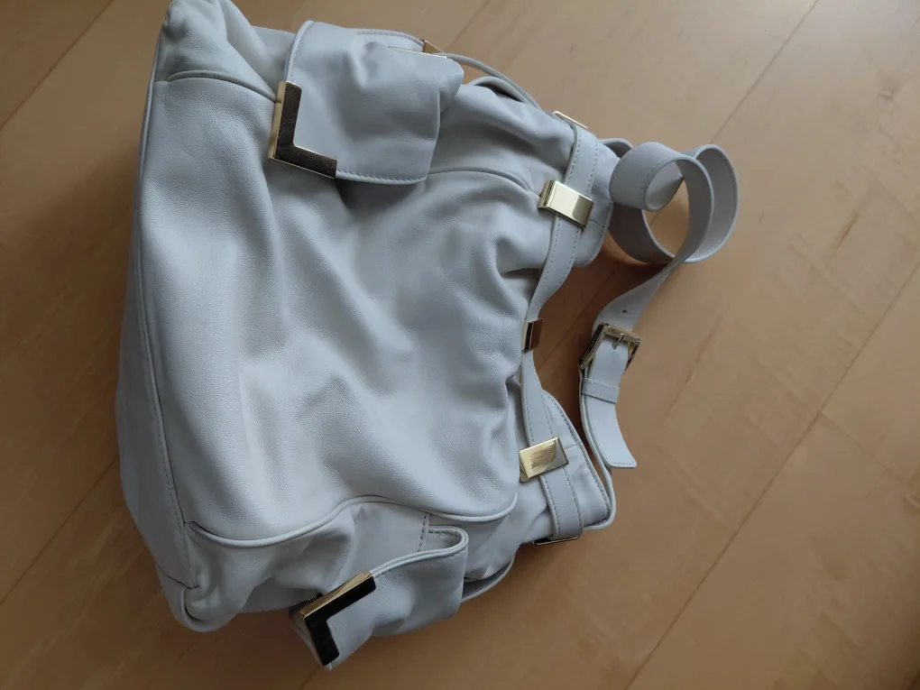 Michael Kors White Leather Shoulder Bag image indicator(2)