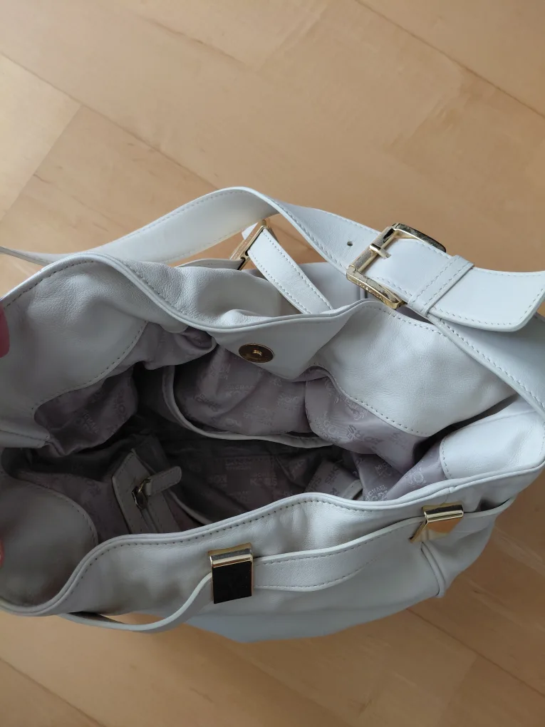 Michael Kors White Leather Shoulder Bag image indicator(5)