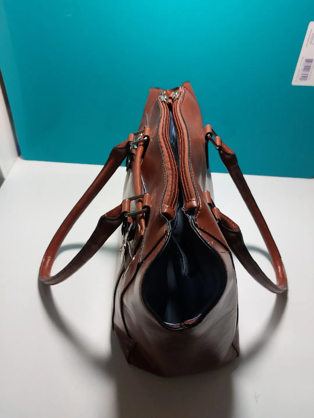 Brown handbag image indicator(3)
