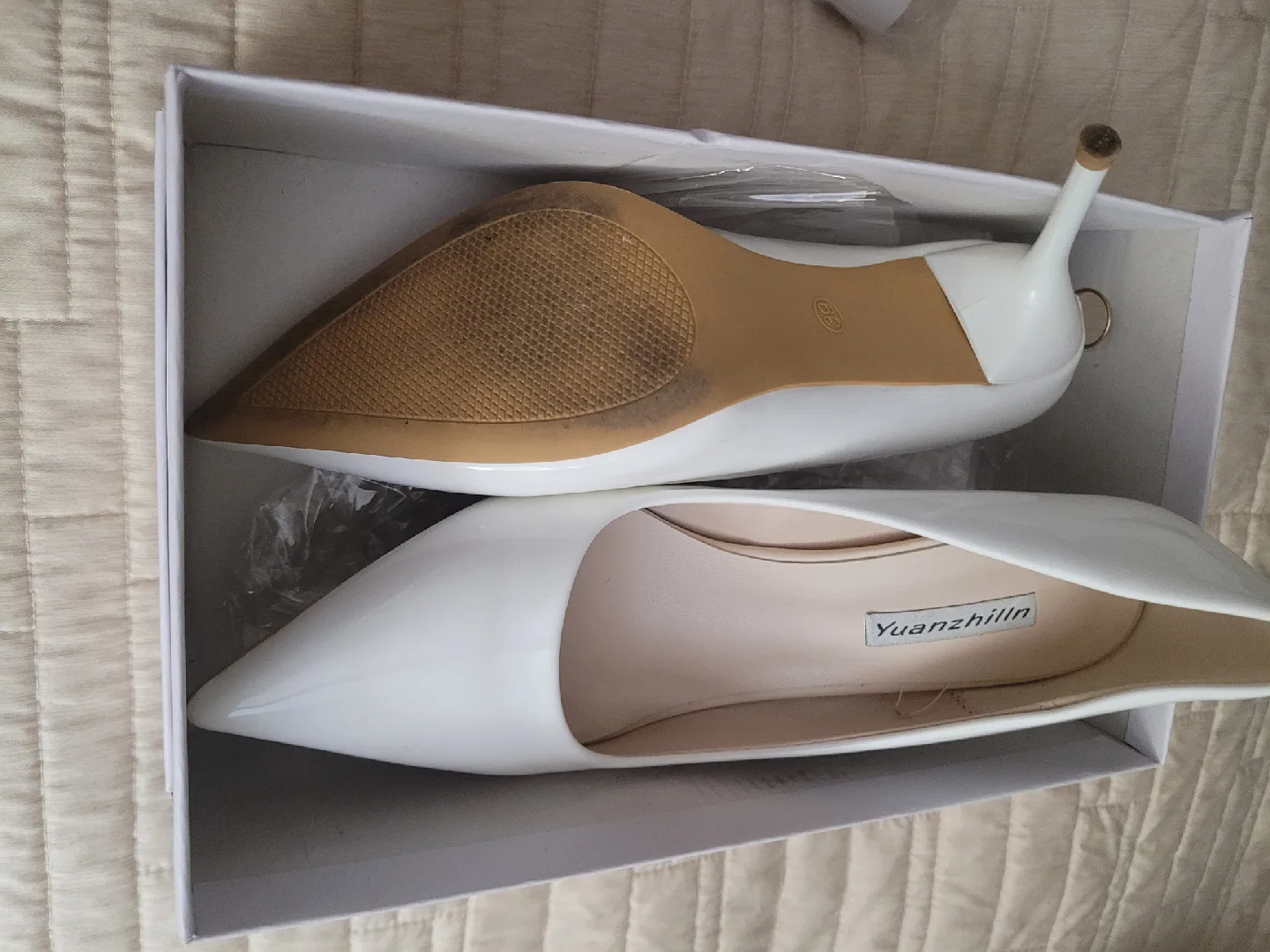 Yuanzhillin White Heels image indicator(2)