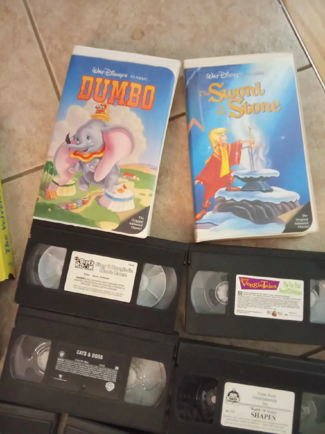 VHS Tapes - Disney, VeggieTales, and More! image indicator(4)