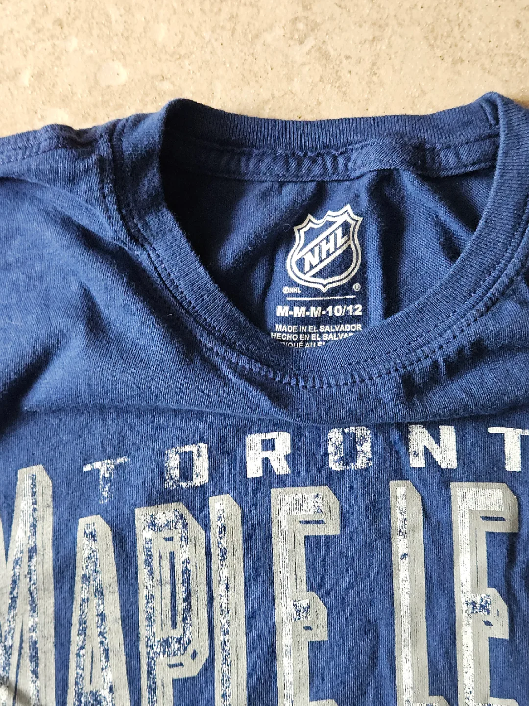 Kids Size M (10/12) Toronto Maple Leafs T-Shirt image indicator(2)