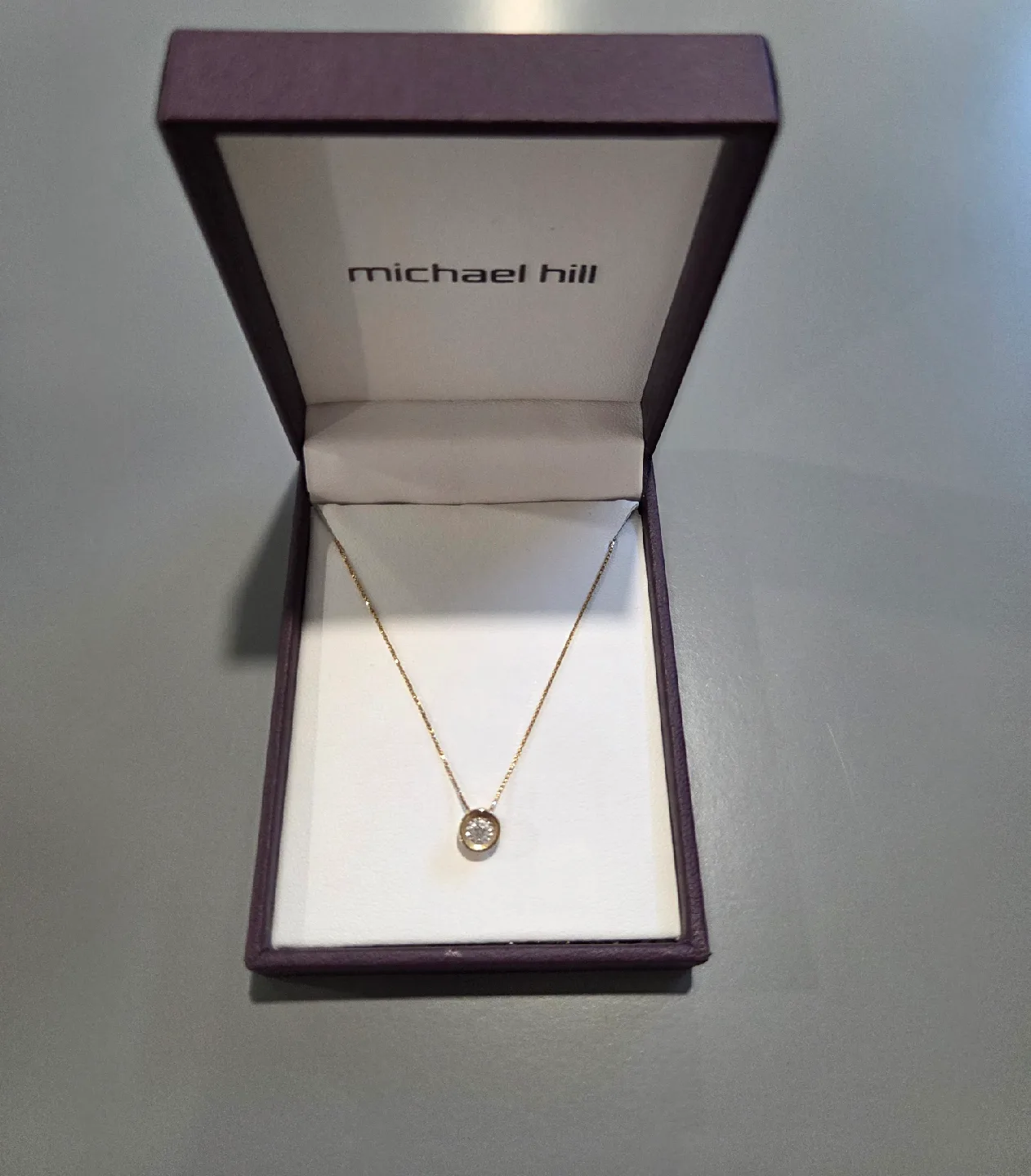 Michael Hill 10kt Yellow Gold Diamond Pendant Necklace thumbnail