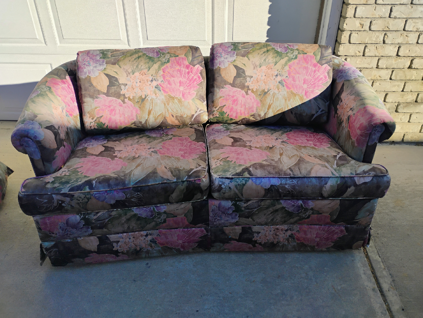 Floral Sofa and Loveseat Set - photo 2