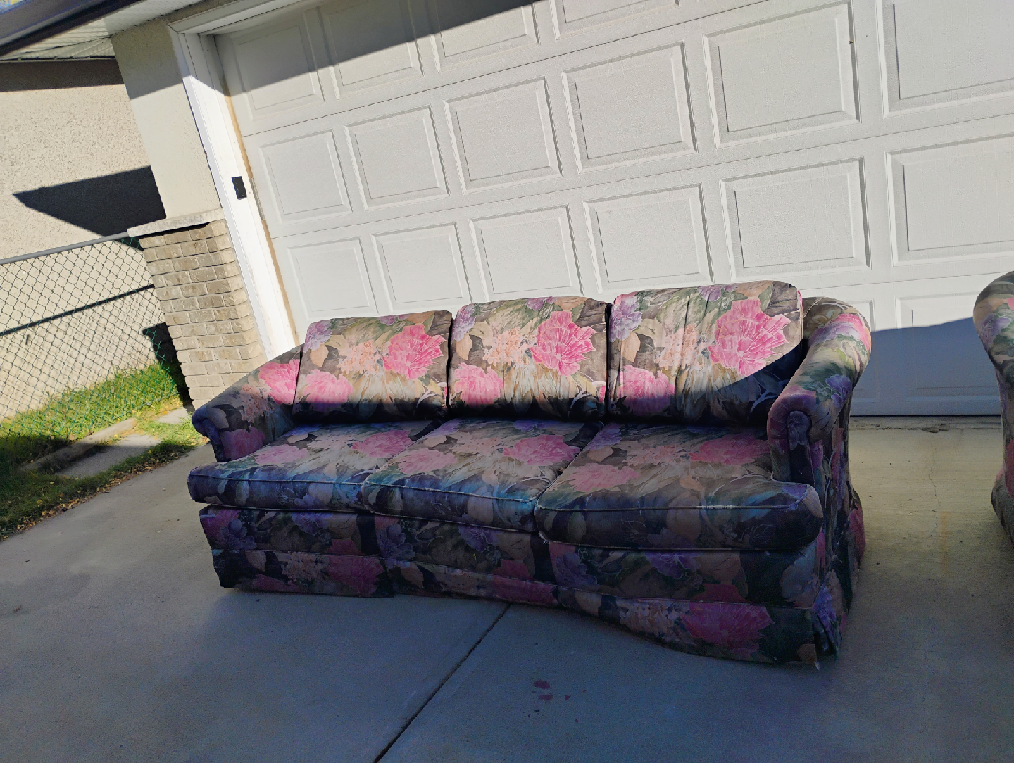Floral Sofa and Loveseat Set - photo 3