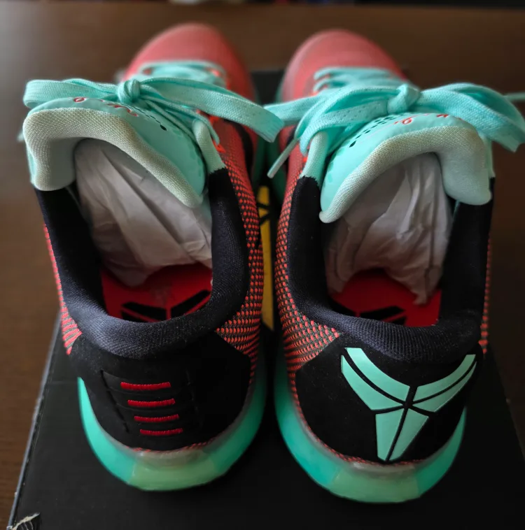 Nike Kobe X Hot Lava/Black-Sunset Glow US 9 image indicator(3)