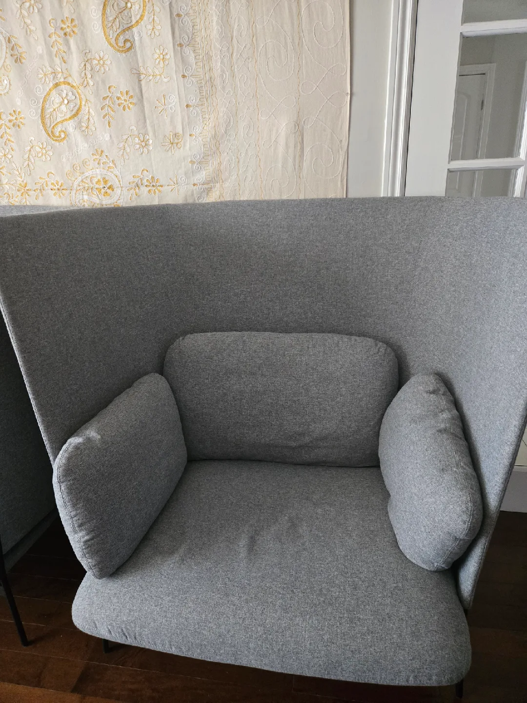 KODE brand Muuto Oslo Armchair, Light Grey image indicator(3)