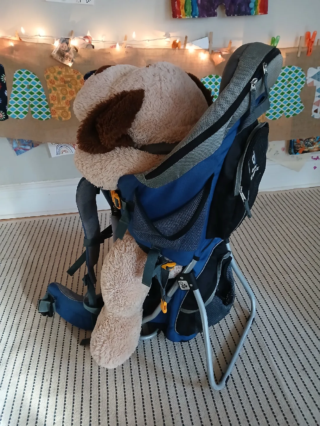 Deuter Kid Comfort III Child Carrier image indicator(2)