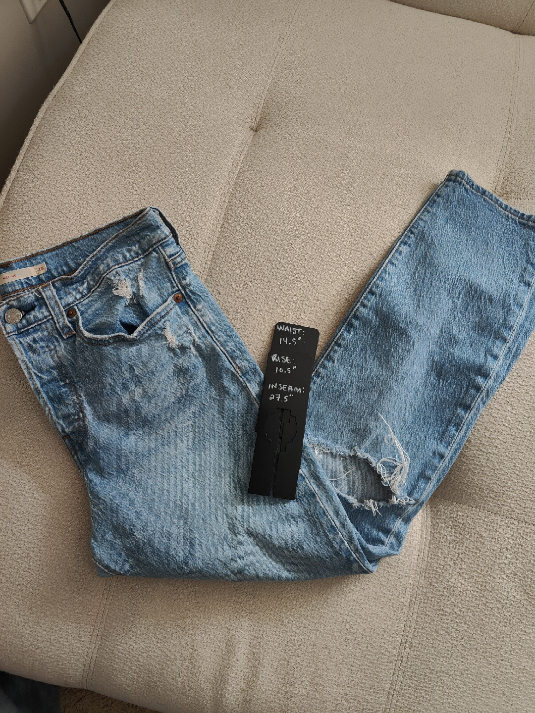Levi's Wedgie Jeans - Size 28