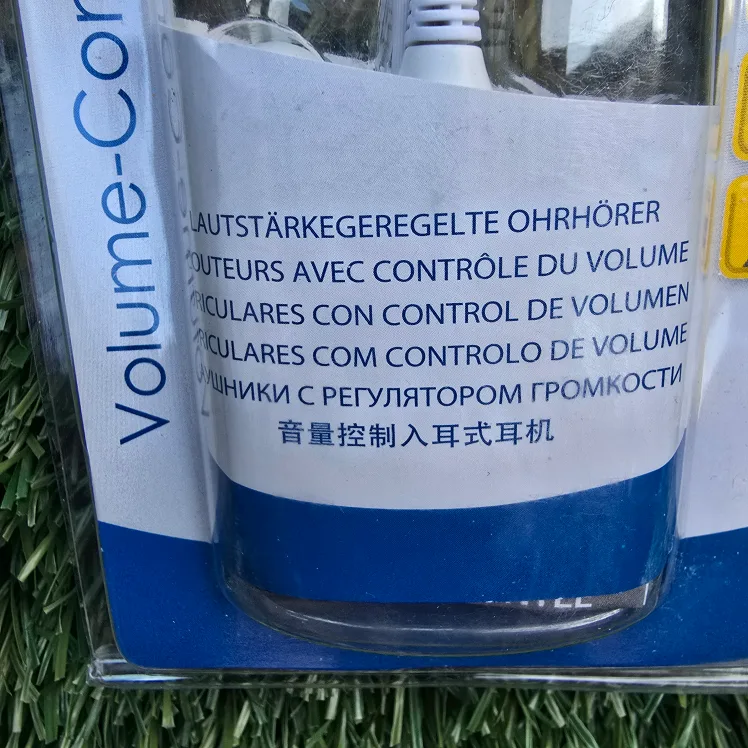 New Tech by Travel Blue Volume-Controlled Earphones image indicator(5)