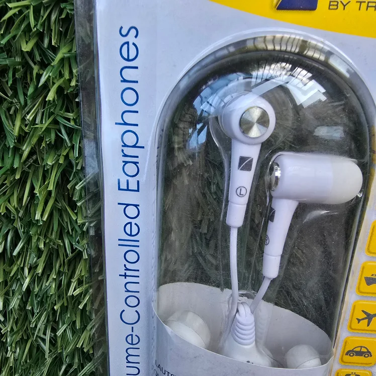 New Tech by Travel Blue Volume-Controlled Earphones image indicator(7)