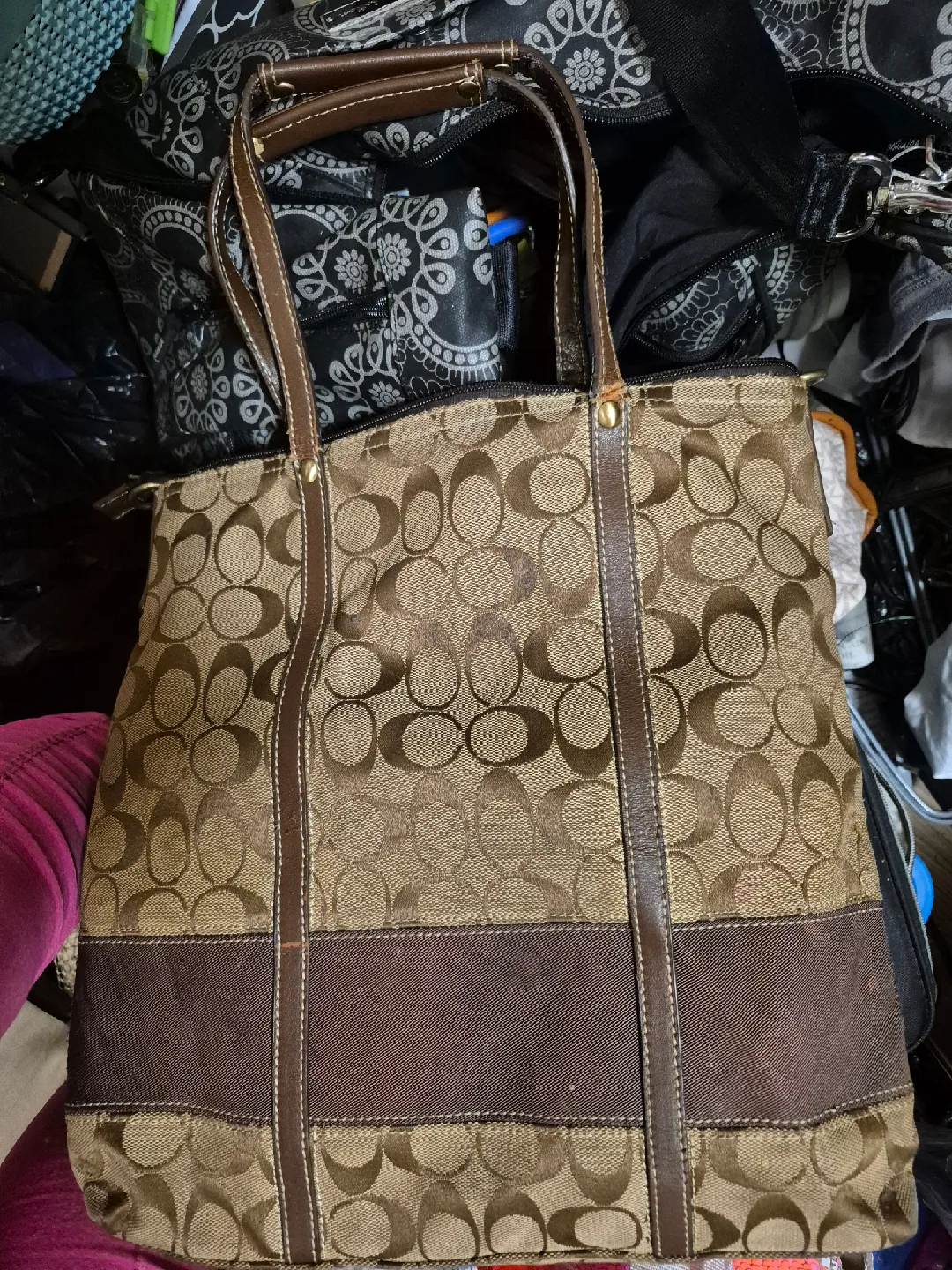 Coach Brown Tote Bag image indicator(2)