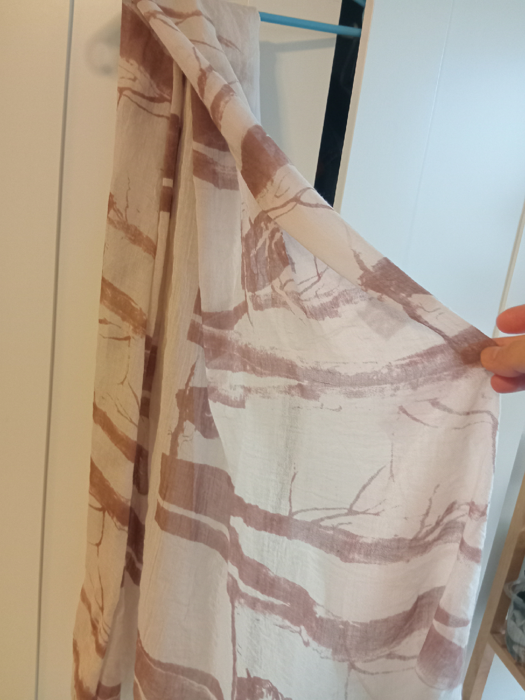 Neutral Pattern Scarf - photo 2