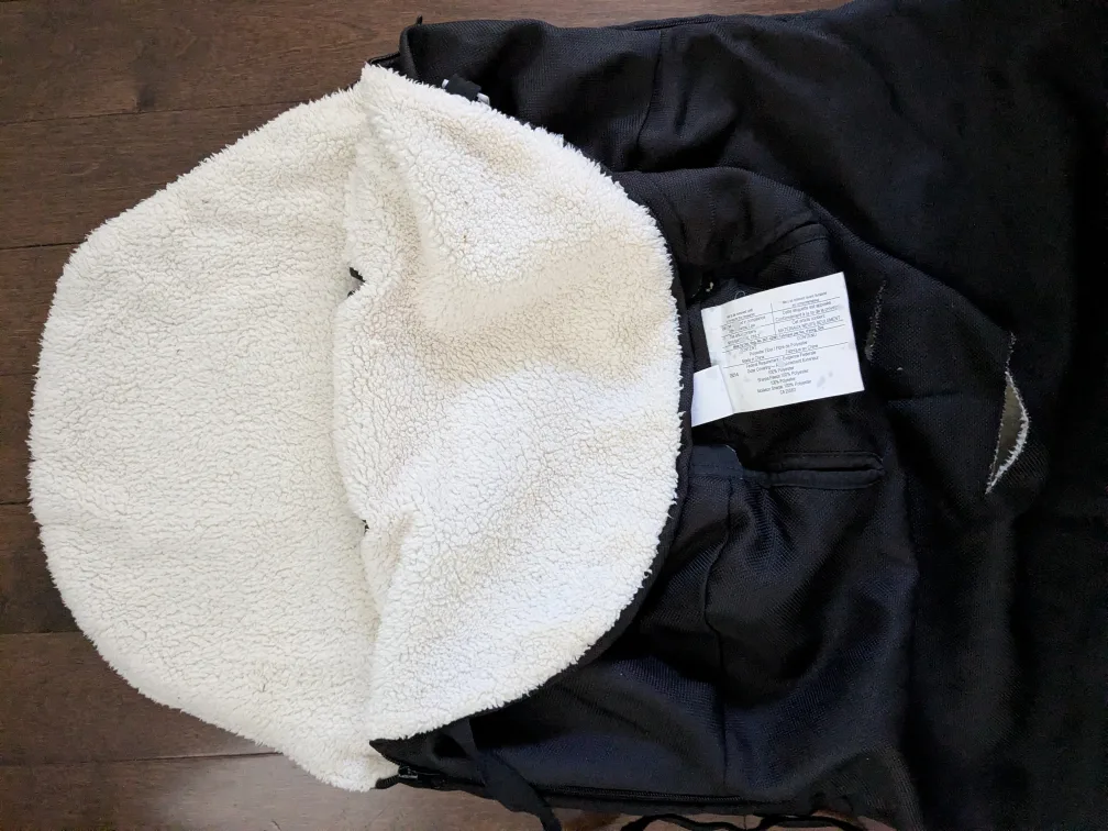 JJ Cole Car Seat Cover - Black image indicator(2)