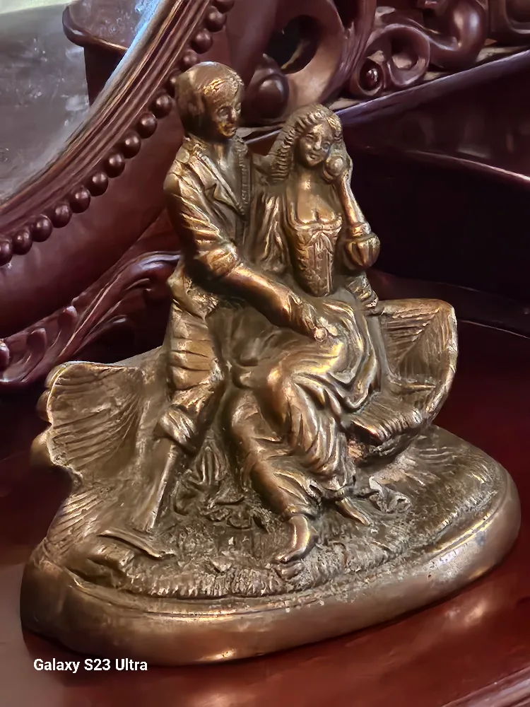 Vintage Bronze lovers Sculpture Figurine image indicator(2)