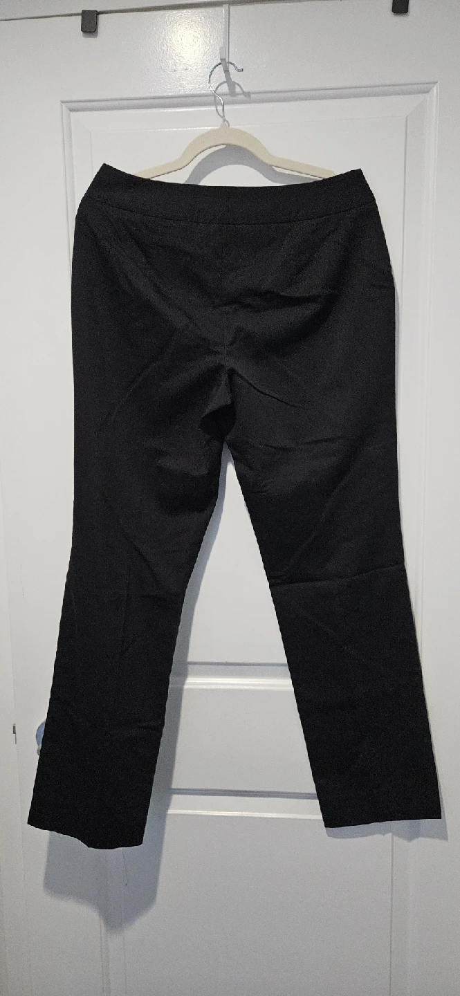 NEGOTIABLE - Jones New York Black Dress Pants, Size 6 - photo 4