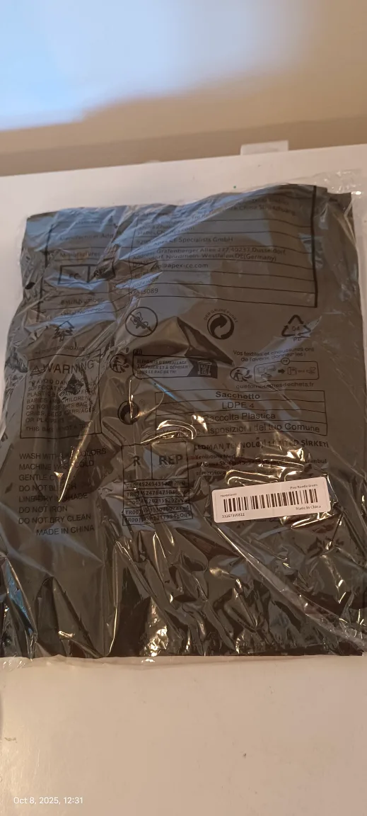 Chic Nordic Style Apron - New! image indicator(2)