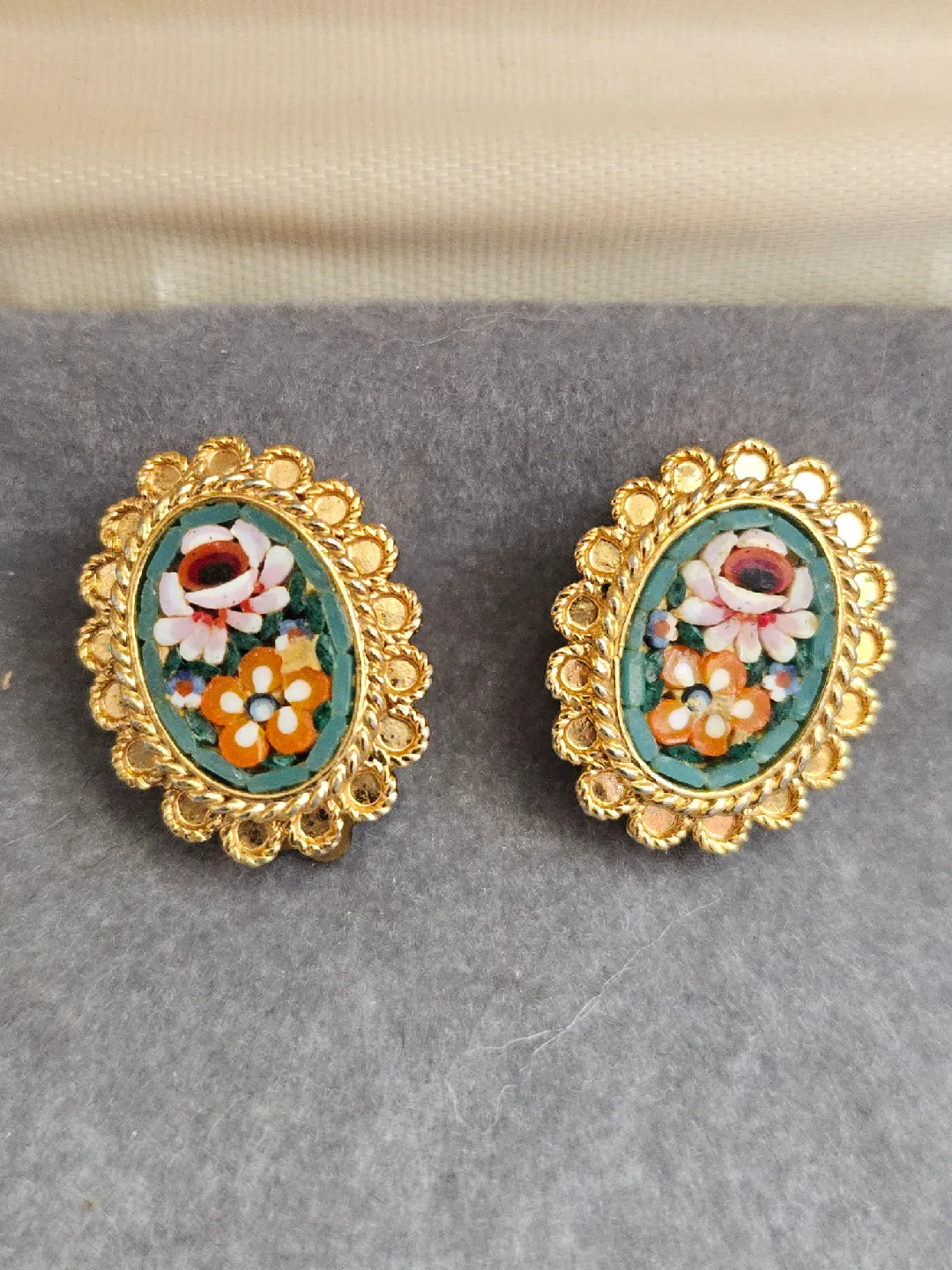 Vintage Floral Mosaic Clip-on Earrings thumbnail