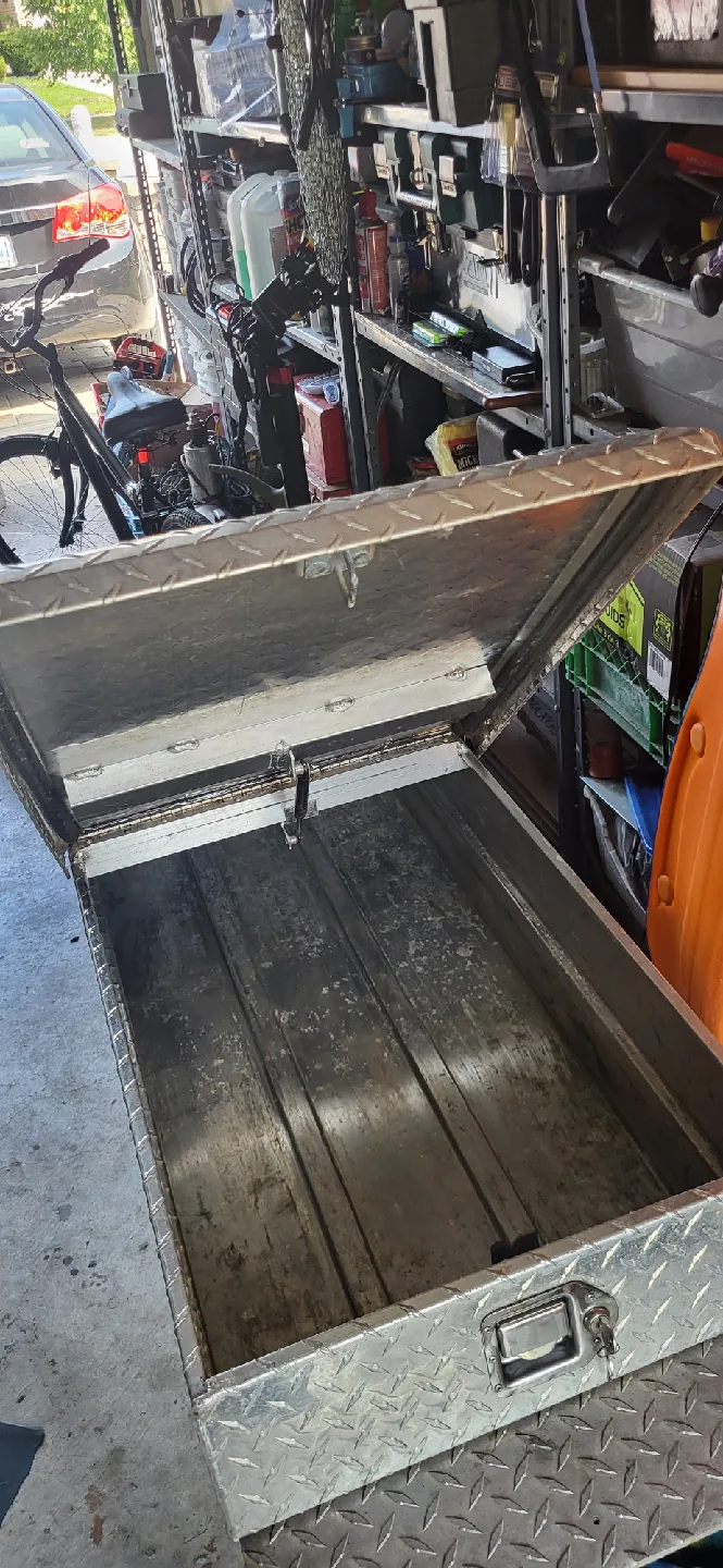 Delta Aluminum Truck Bed Tool Box - 68 inches image indicator(3)