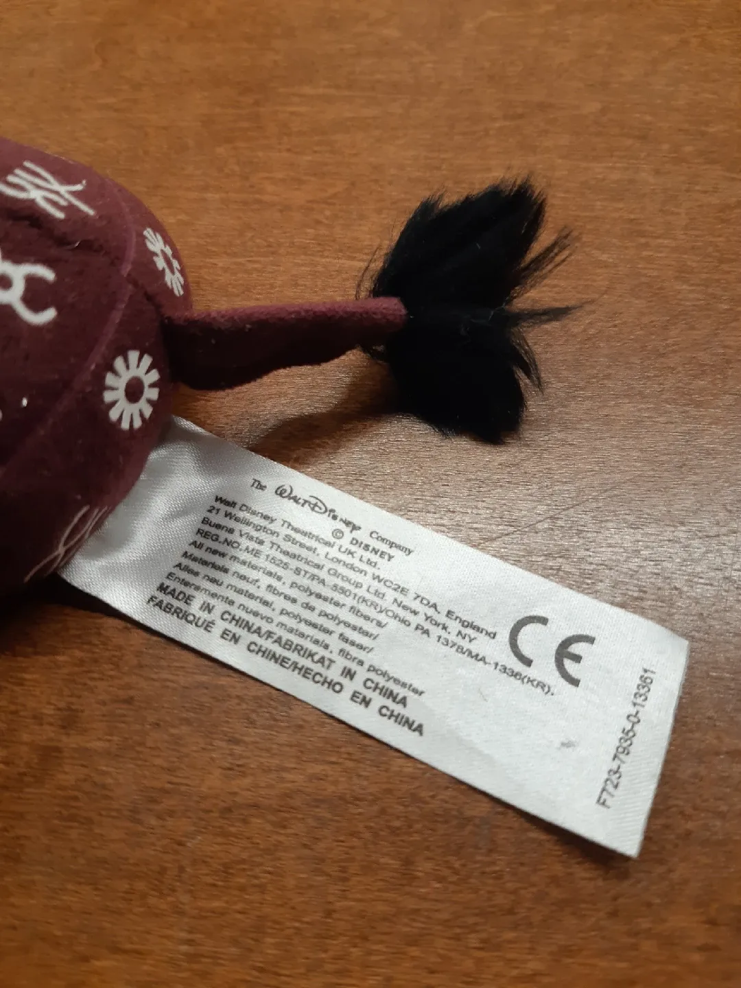 Walt Disney Lion King Pumba Keychain image indicator(2)