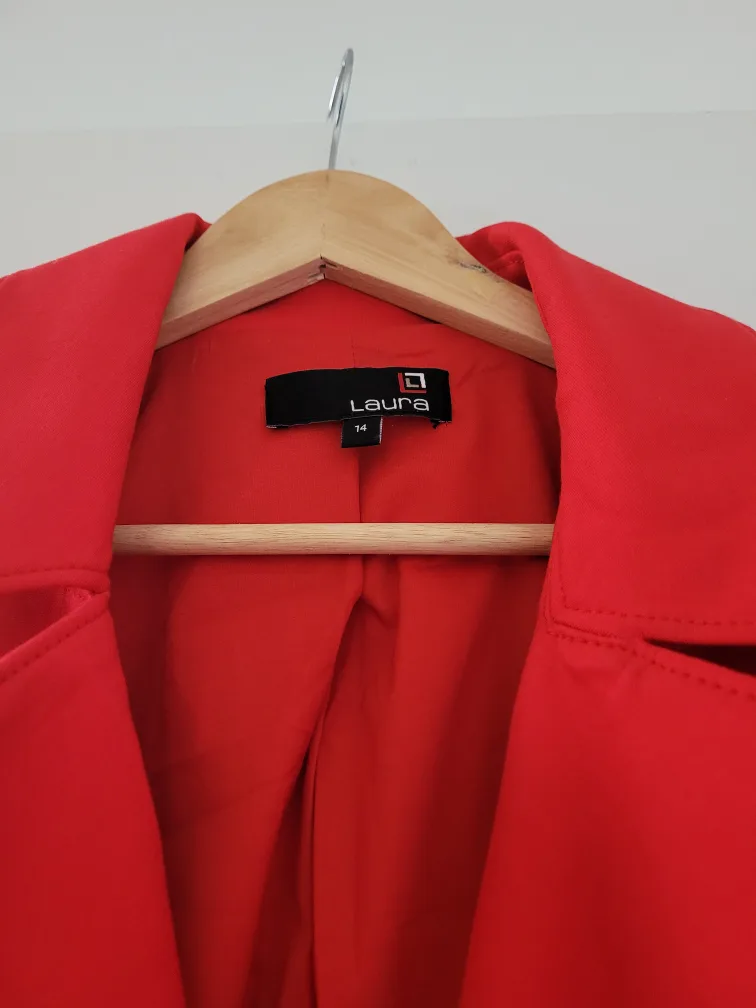 Laura Red Blazer - Size 14 image indicator(2)