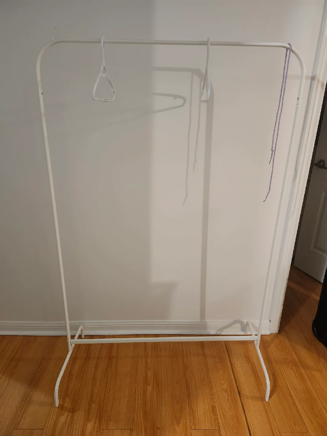 IKEA Rigga Clothes Rack - White image indicator(2)