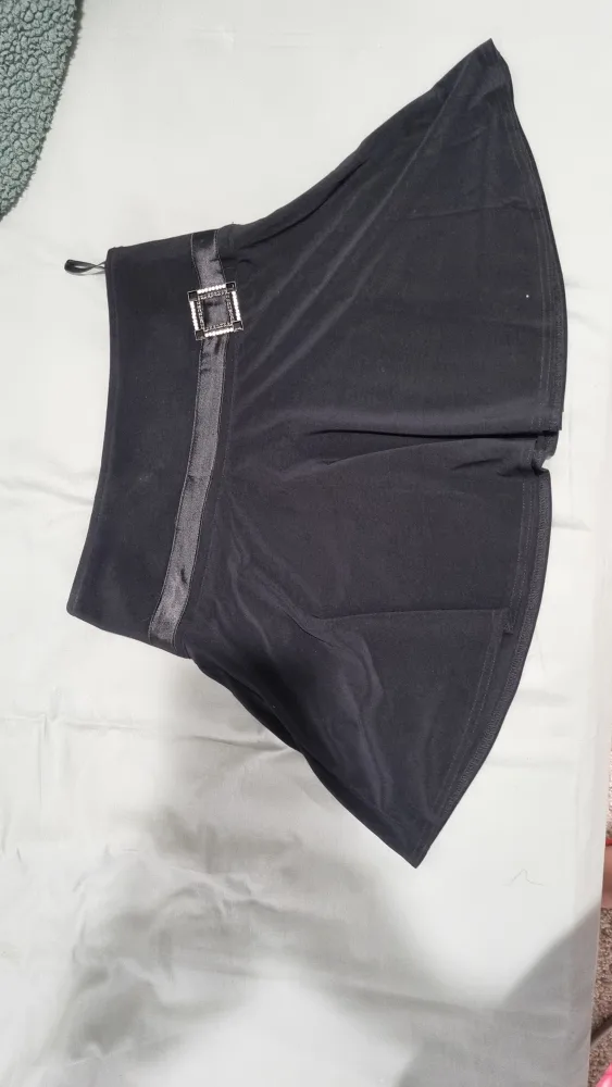 Black Skirt -  New condition image indicator(4)